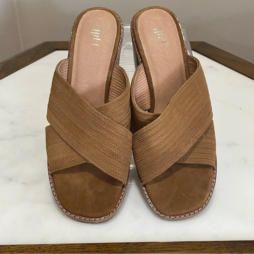 J. Jill Slip-On Crossover Strap and Block Heel Sandals - Picture 3 of 8